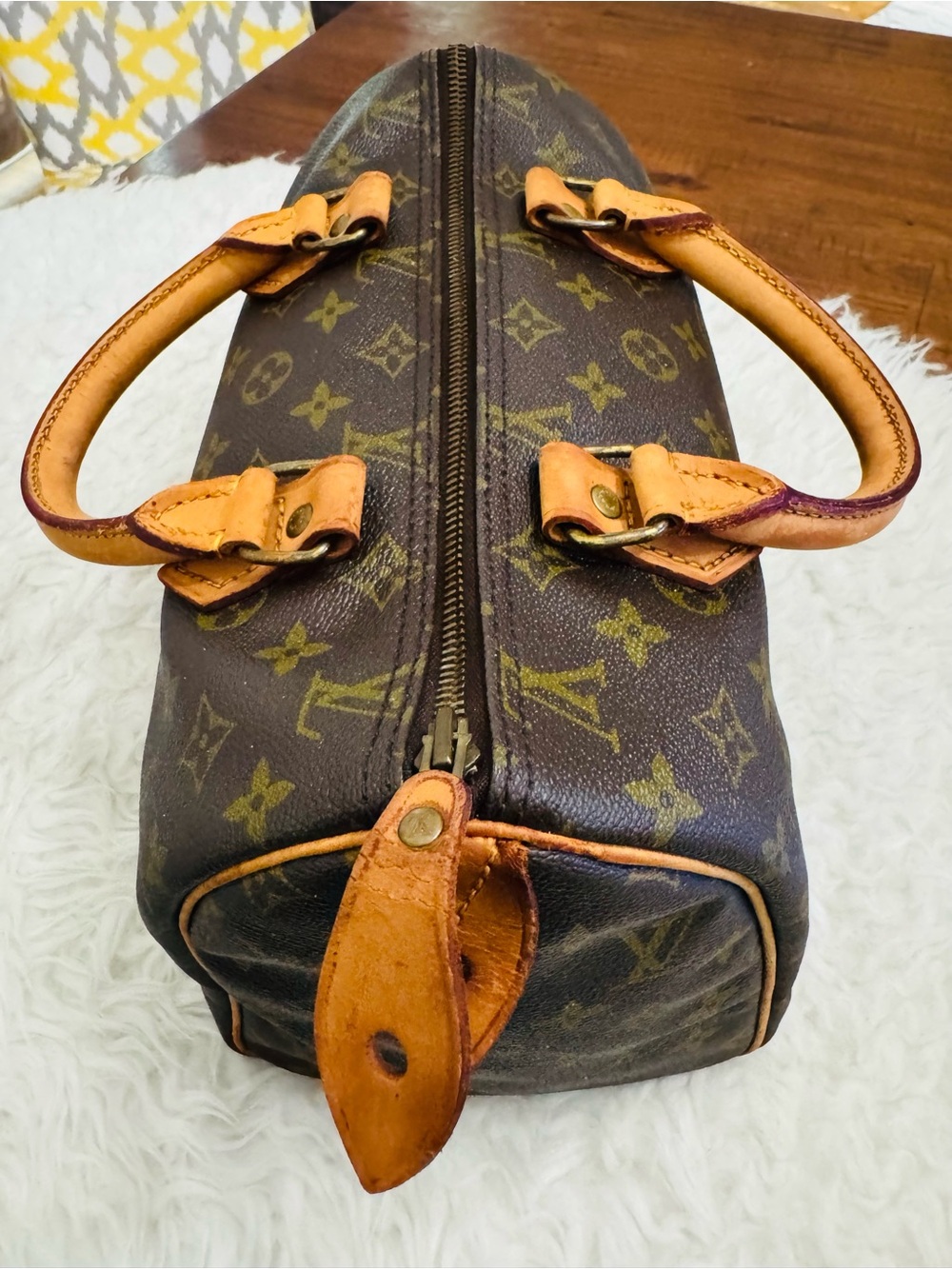 Louis Vuitton Monogram Vintage Speedy 30 - Picture 8 of 14